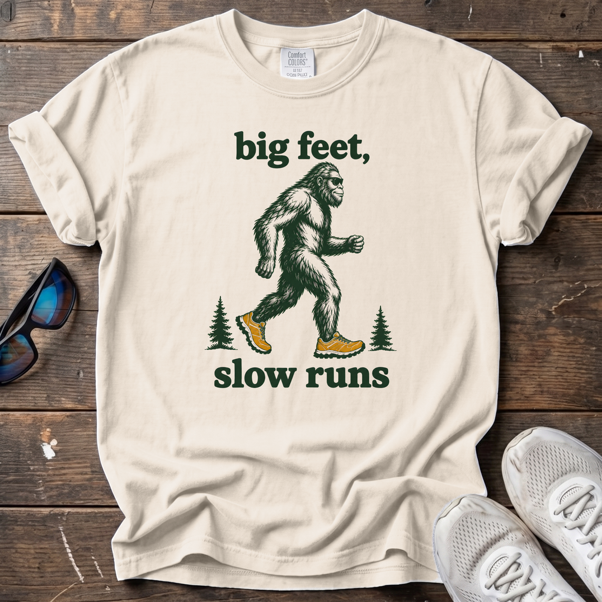 Big Feet, Slow Runs Tee — Ivory