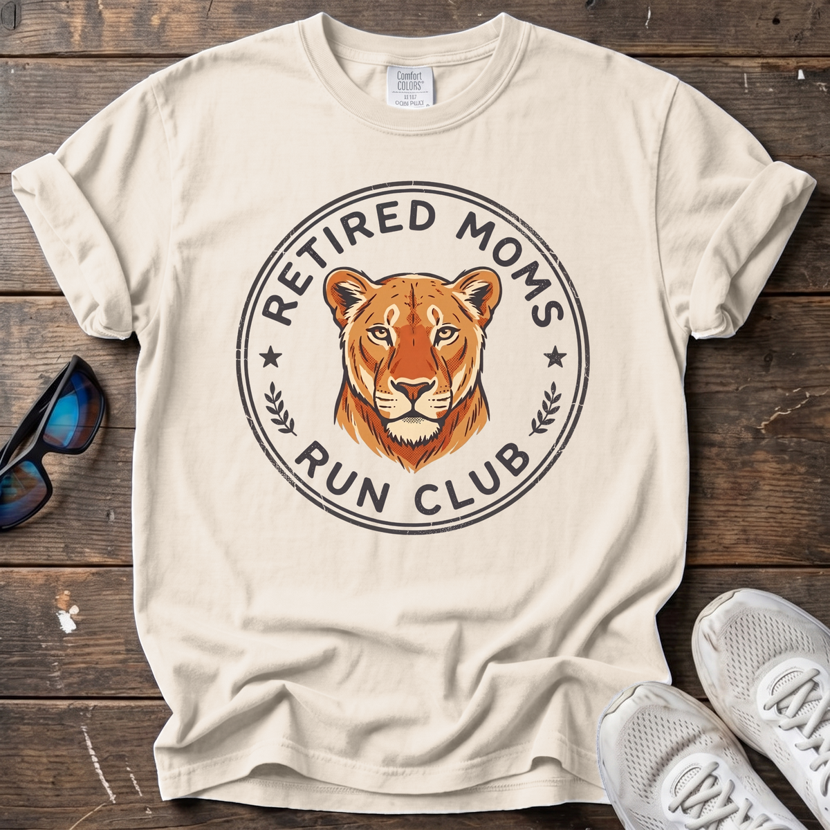 Retired Moms Run Club Tee — Ivory